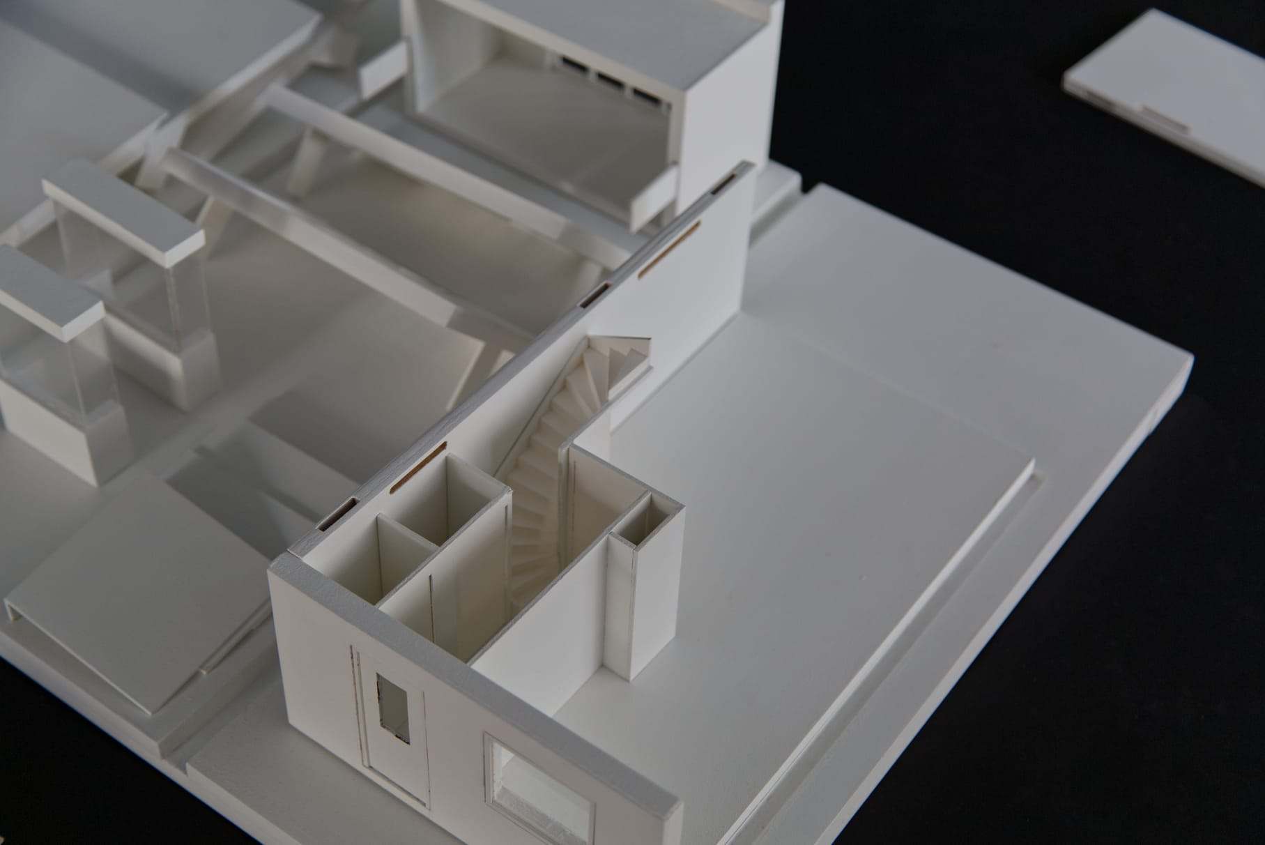 Top view into the model, with the interior partitions and stair visible