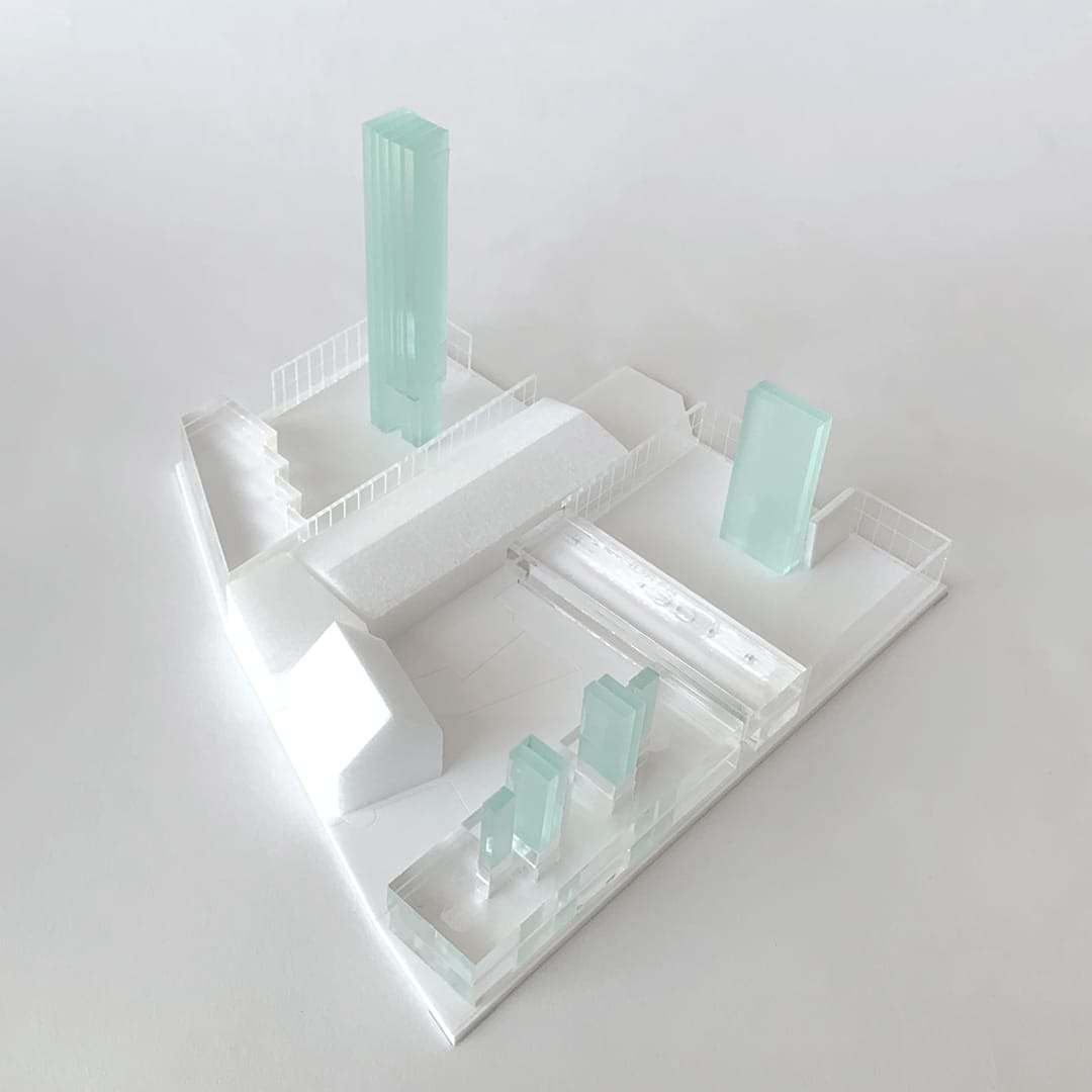 The same block with a green core added