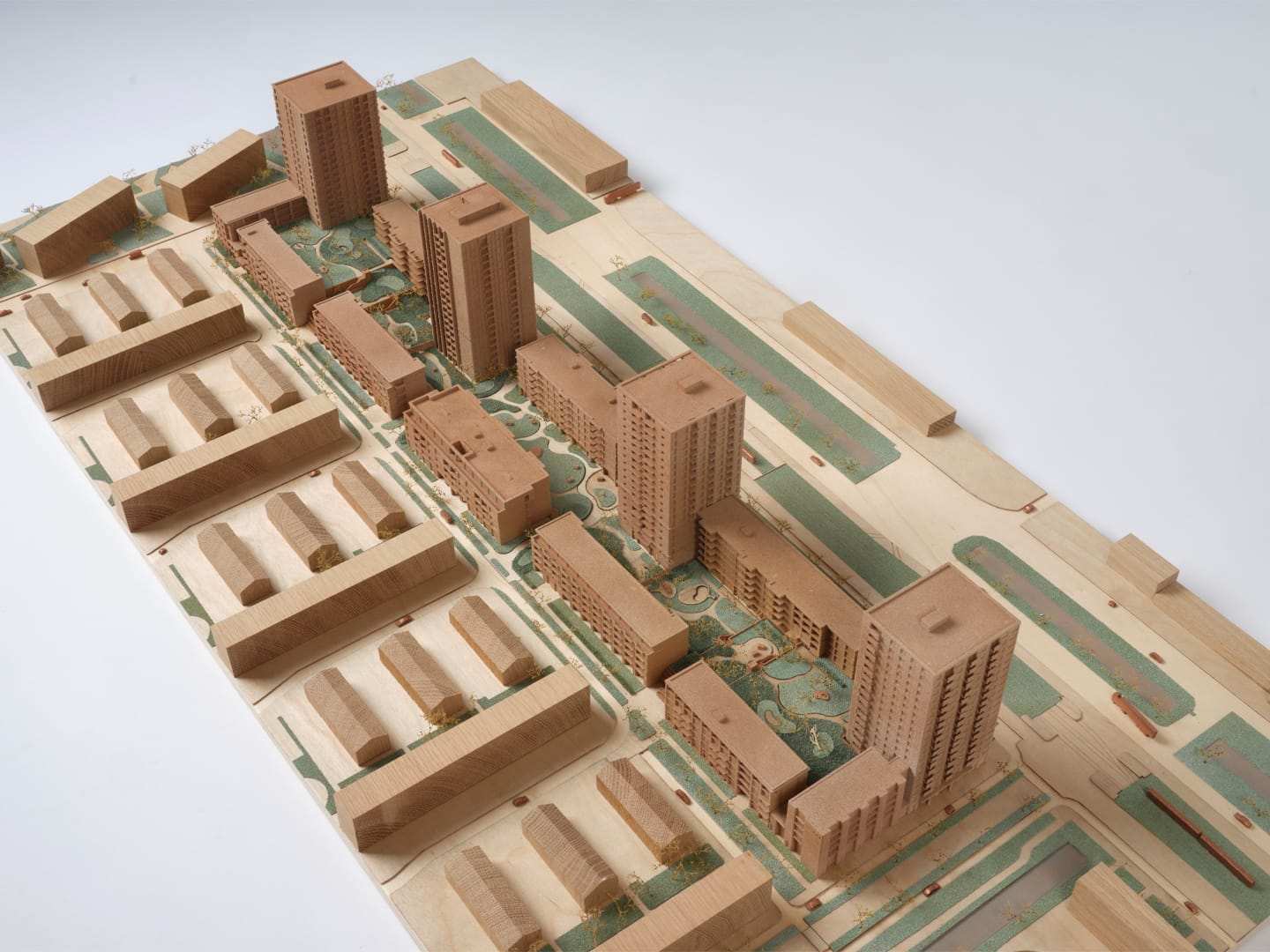 Aerial view of the De Vonk model with the full masterplan and its landscaped streets